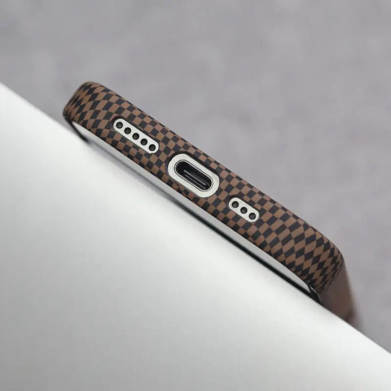 Luxo Life Carbon Fiber Texture Back Case for iPhone (Desert) - BD Gadget