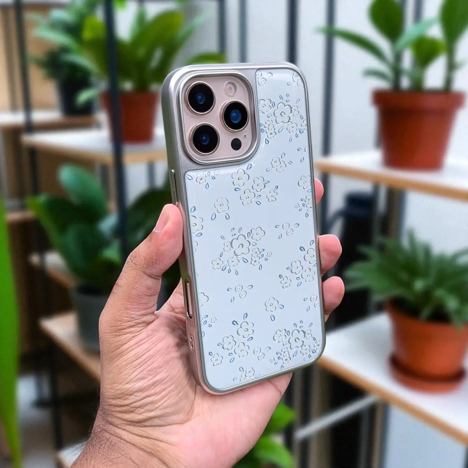 Electroplated Glossy Floral iPhone Cover - BD Gadget