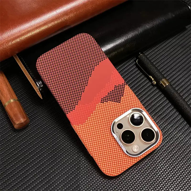 Luxo Life Carbon Fiber Texture Back Case for iPhone (Mountain)